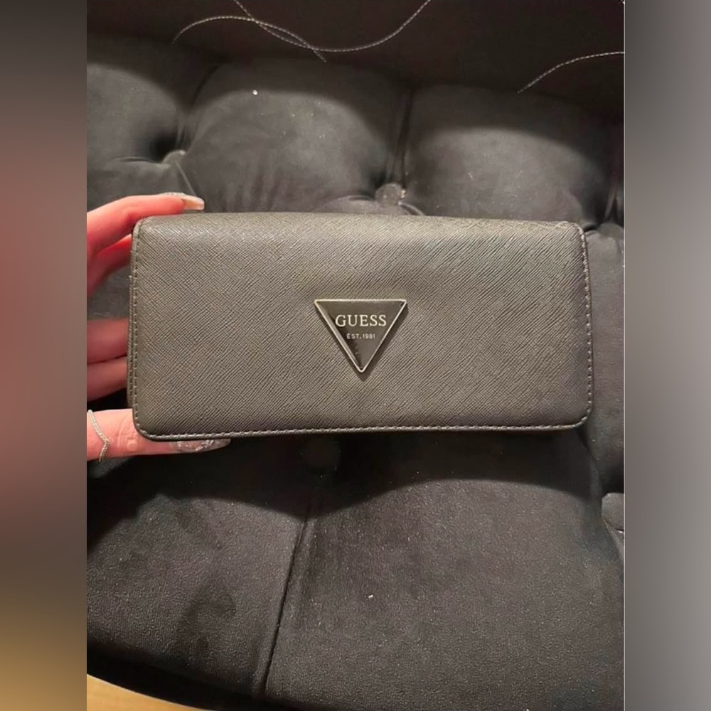 2/$30 Black Guess wallet